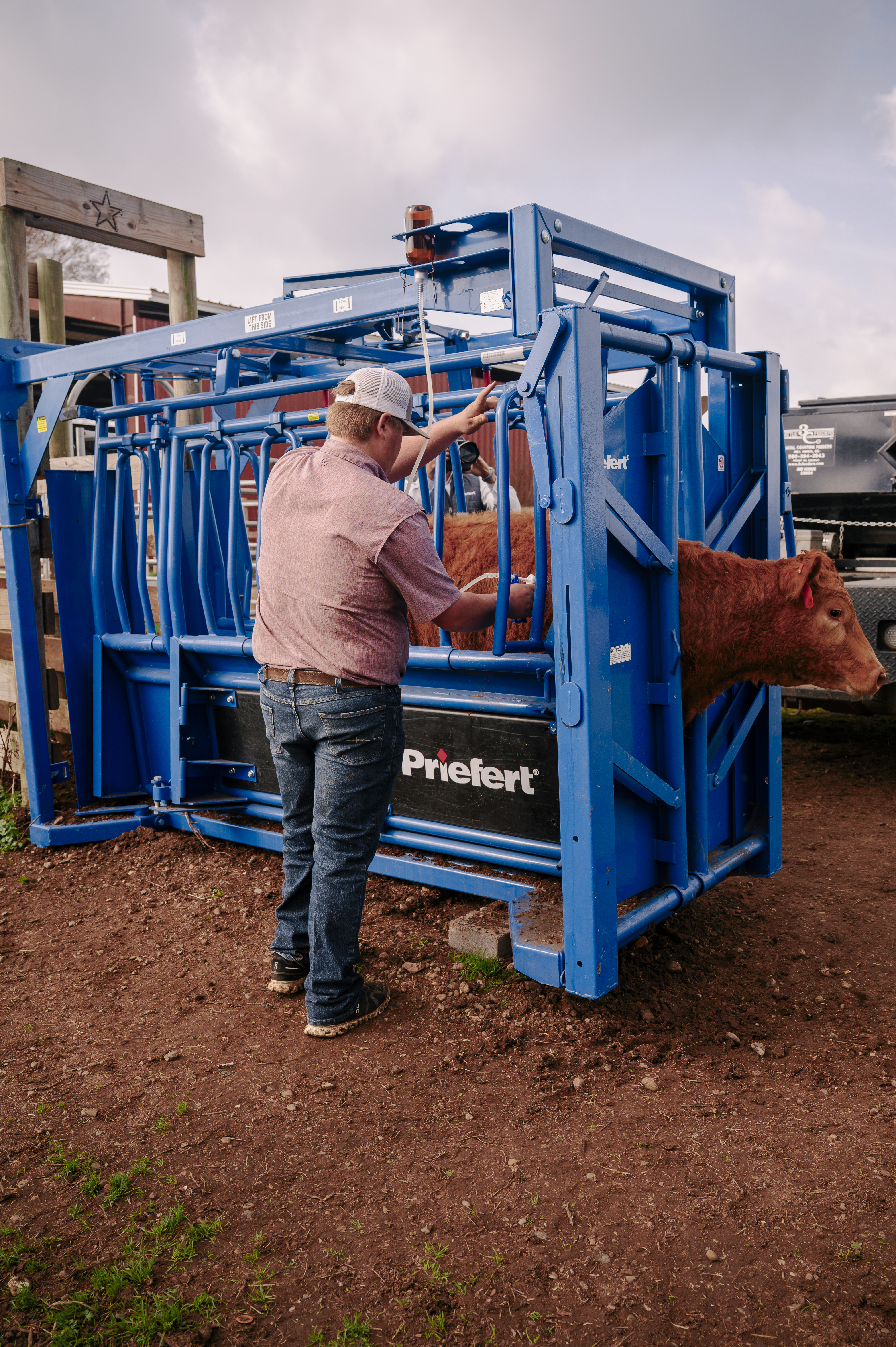 SqueezeChute SC25 0326 Sheriff 0841.jpg